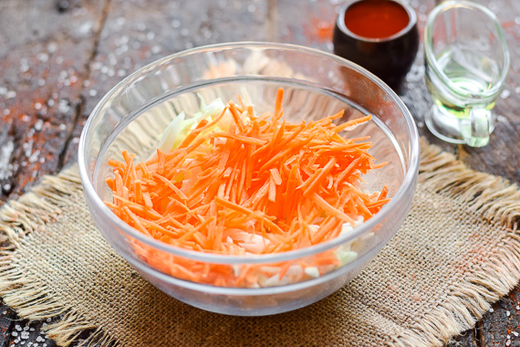 салат из капусты с морковью и уксусом рецепт фото 3